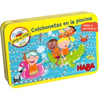 Colchonetas en la Piscina (Spanish)