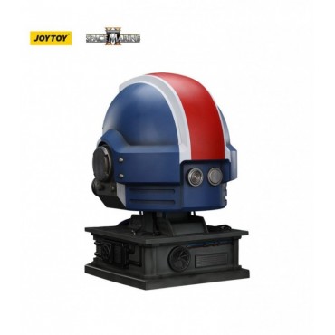 Space Marine 2 Réplica Ultramarines Lieutenant Titus casco con expositor 44 cm -- Preorder --